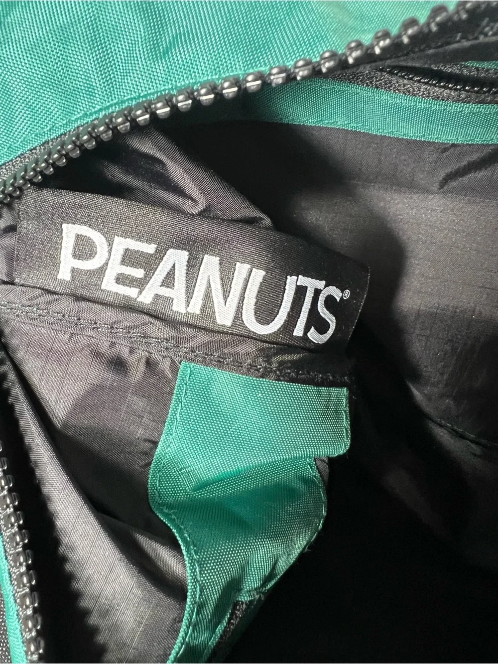 BAGGU X Peanuts Medium Crescent Bag